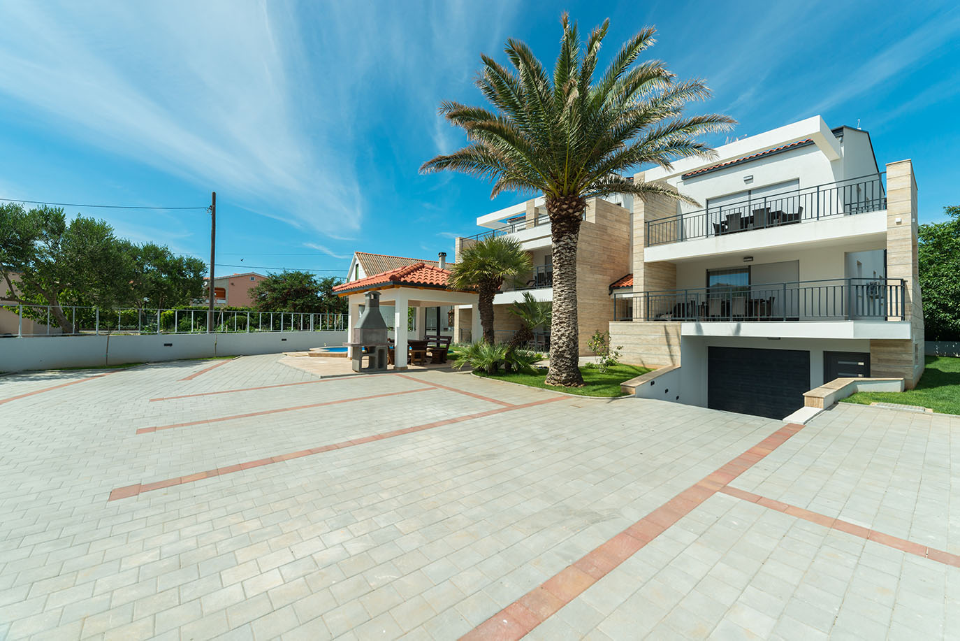 Luksuzni apartmani Villa Mirakul u centru Vira